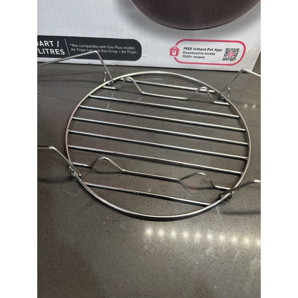 Instant Inner Pot 6-Quart Non-Stick Coating Interior Ceramic Coated And Trivet - Picture 8 of 9